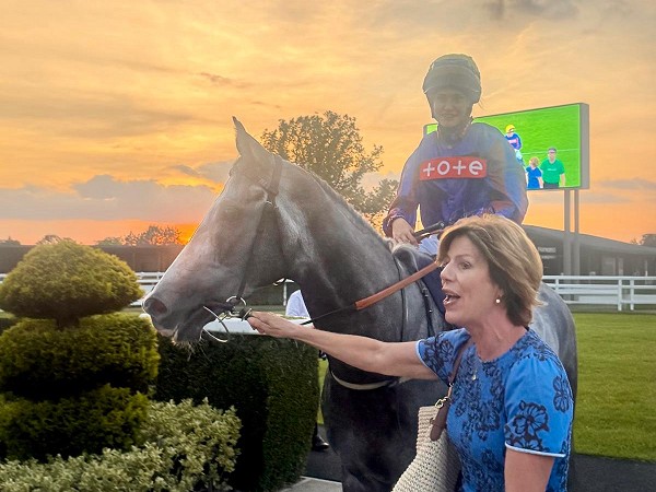 Double Delight at Southwell and Newbury